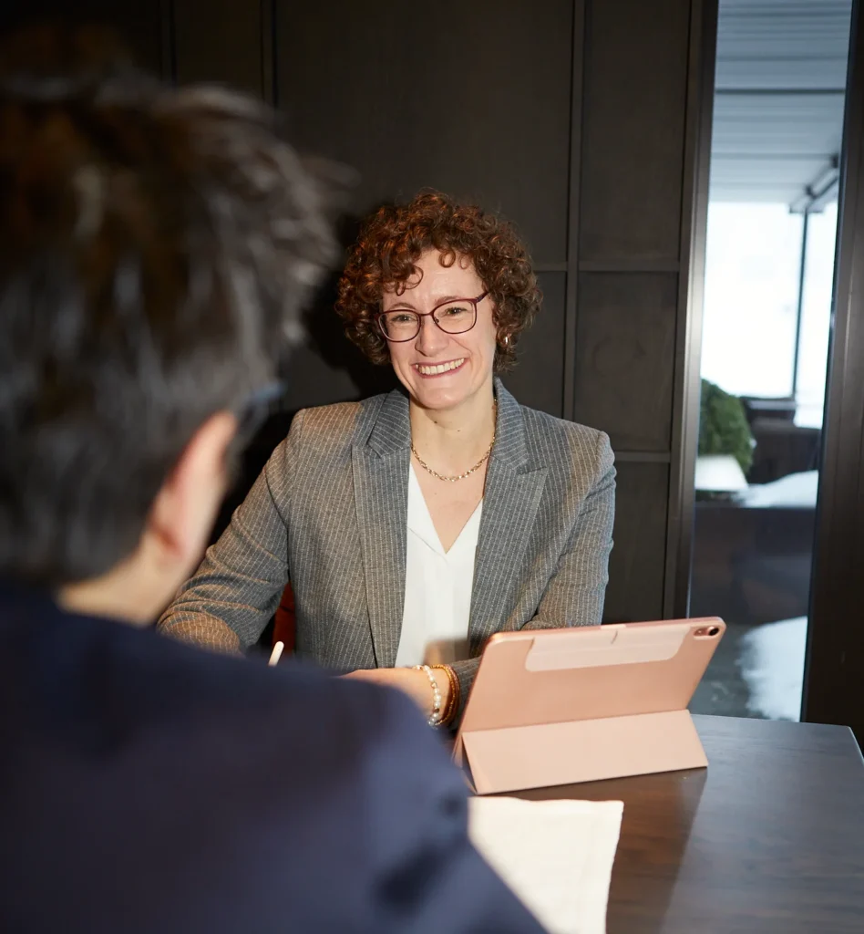 Caroline Läufer während des Führungspersonen-Coachings mit einer Kundin